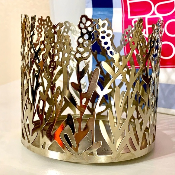 Bath and body works Candle holder. - Picture 2 of 5